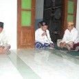 Penutupan Kilatan Rajabiyah Grobogan-Gerimis hujan mengiringi acara malam penutupan dan tasyakuran kilatan Rajabiyah Ponpes Sirojuth Tholibin (PPST) Brabo. Acara yang berlangsung pada Jum’at, 08 Juni 2012 dimulai pada pukul 20.00 WIB ba’da Isya’....